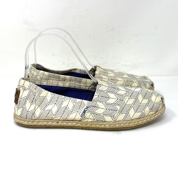 Toms Slip Ons - Picture 3 of 8